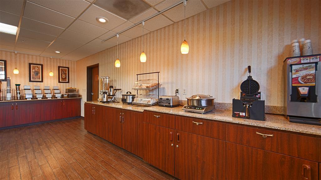 Best Western Plus Meridian Exterior photo